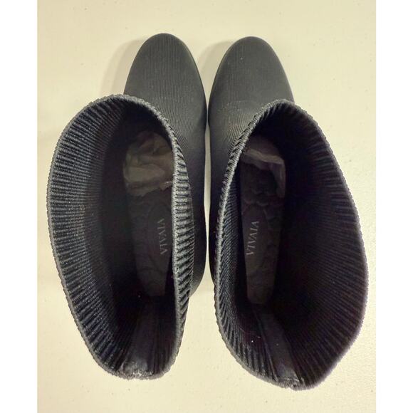 NEW Vivaia Amanda Almond-Toe Running Heel Boots Black Sz US 9.5 Water Repellent - Picture 6 of 11